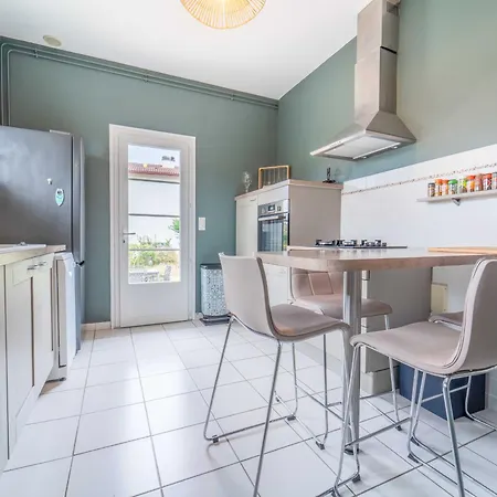 Maison A Pour 7 Pers. Avec Wifi Et Climatisation, A Proximite Et - Fr-1-50-163