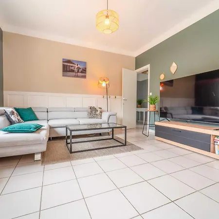 Semesterbostad Maison A Pour 7 Pers. Avec Wifi Et Climatisation, A Proximite Et - Fr-1-50-163